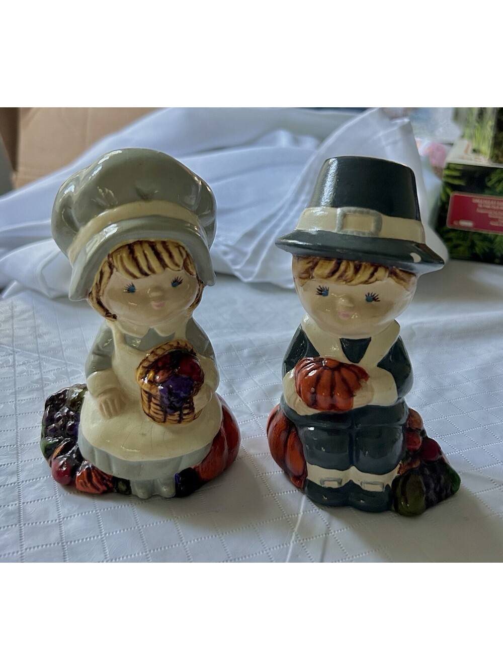 Vintage RB Boy And Girl Pilgrim Figurines Thanksgiving Decor Hand Painted 1980s